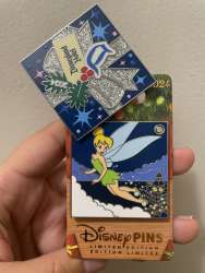 88717 - Resort Holiday Collection 2024: Swivel Presents - Disneyland Hotel - Tinker Bell - Disneyland Resort alternate image