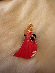 67928 - 2023 Glitter Dress Princess Poses Collection - Aurora Picking Up Dress alternate image