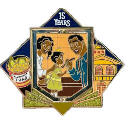 'Princess and the Frog 15th Anniversary - Tiana &amp; Family Restaurant Fund Spinner - MLT'