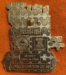 8885 - Enchanted Tiki Room 50th Anniversary Event - Tiki Garden Mystery Set - Daisy and Koro chaser only - Disneyland Resort alternate image