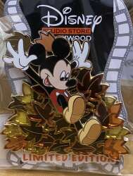 88886 - Fall Leaves 2024 - Mickey Mouse - Disney Studio Store Hollywood / Soda Fountain alternate image