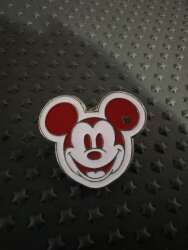 8960 - 2009 Hidden Mickey - Colorful Mickey Heads - Dark Red Completer - Walt Disney World alternate image