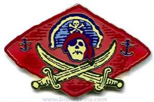 8983 - Pirates of the Caribbean - Legend of the Golden Pins - Completer Pin - Disneyland Resort alternate image