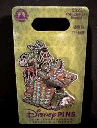 88850 - Haunted Mansion Holiday - 2024 Reanimated Gingerbread Man House - Disneyland Resort alternate image