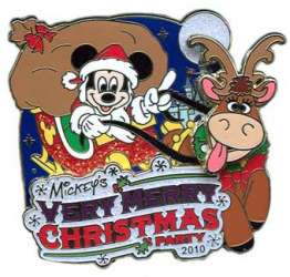 Santa Mickey and Reindeer (Passholder Exclusive)
