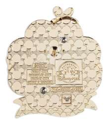 'Mickey &amp; Friends Wooden Names Collection - Minnie Mouse - MLT'