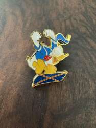 90782 - BoxLunch - Mickey & Friends Kites Blind Box - Donald Duck - Loungefly alternate image