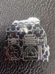 90916 - DLR Hidden Disney Series 2025 Wave A: Pin Trading 25th Anniversary - Hatbox Ghost CHASER - Disneyland Resort alternate image