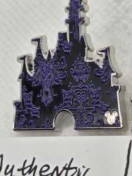 90936 - WDW Hidden Disney Series 2025 Wave A: Castles - Haunted Mansion - 4 of 5 - Walt Disney World alternate image