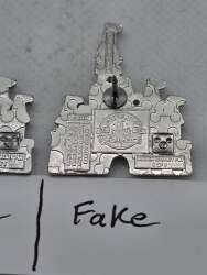 90937 - WDW Hidden Disney Series 2025 Wave A: Castles - Sorcerer Mickey - 5 of 5 - Walt Disney World alternate image