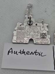 90937 - WDW Hidden Disney Series 2025 Wave A: Castles - Sorcerer Mickey - 5 of 5 - Walt Disney World alternate image