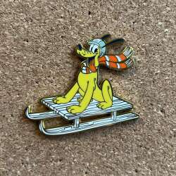 91062 - BoxLunch Exclusive - Mickey & Friends Skiing Adventure Blind Box - Pluto Sledding - Disney Licensed alternate image