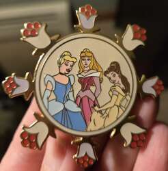 3378 - Belle, Aurora, and Cinderella Flower Circle - Disney Auctions alternate image