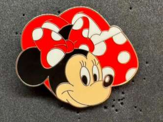 91394 - Magical Mystery Pins Series 29 - Slippers - Minnie Mouse Slippers alternate image