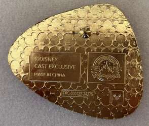 'Christmas 2024 - Light up the Season 2024 - Ray - Cast Exclusive - TPCE'