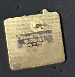 'Daisy Duck as Statue of Liberty - TDR'