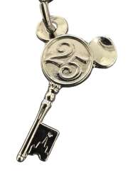 92511 - Tokyo Disneyland 25th Anniversary Key Collection - Pluto - Tokyo Disneyland Resort alternate image