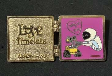 Click to view the Wall-E and Eve details