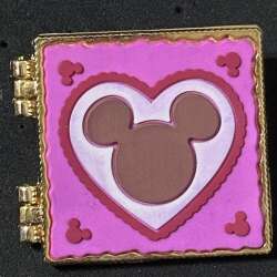 92717 - Love Is Magical - Wall-E and Eve - Walt Disney World alternate image