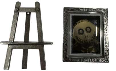 93168 - Nightmare Before Christmas Easel and Frame Set - Barrel alternate image