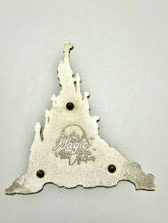 'Disneyland Paris - Sleeping Beauty Castle Fantasy pin - FSY'