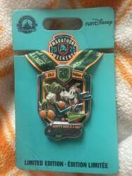 93550 - Rundisney: marathon weekend 2025 - Goofy challenge Medal - Walt Disney World alternate image