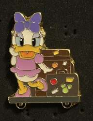 'Daisy with Suitcases - SDR'