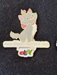 33260 - Disney Auctions GWP - Marie - Disney Auctions alternate image