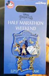 94350 - runDisney: Princess Half-Marathon Weekend - Passholder Dangle 2020 - Walt Disney World alternate image