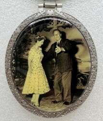 9486 - Date Nite at Disneyland Park - Walt and Lillian Hinged Jumbo - Disneyland Resort alternate image