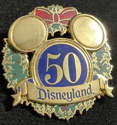 50th Anniversary Christmas Wreath Cast Member Exclusive