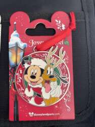 95419 - Noel christmas holiday Mickey and Pluto - Disneyland Resort Paris alternate image