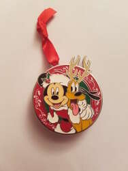 Noel christmas holiday Mickey and Pluto