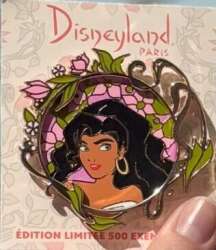Pin Trading Day 2025 - Symphonie des Couleurs - Esmeralda - DLP
