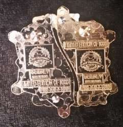 3790 - Best Friends 2015 Pin Set Series - Anna and Elsa 2-Pin Set alternate image