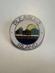 Round Pleasure Island Logo with Skyline