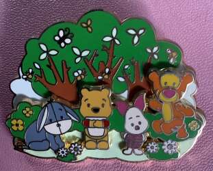 'Unknown Series - Pooh and Friends Cuties 2007'