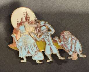 95818 - Haunted Mansion Facade with Hitchhiking Ghosts - Glow in the Dark - Disneyland Resort alternate image