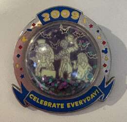 95828 - Celebrate Everyday! - The Haunted Mansion - Hitchhiking Ghosts alternate image