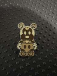 95900 - Vinylmation Mystery Pin Collection - Park #2 - Grumpy and Dopey - Wooden Dwarfs Carving alternate image