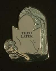 Click to view the Headless Knight: Theo Later details