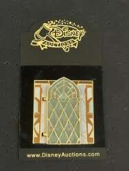 95972 - Evil Queen Stained Glass Door - Disney Auctions alternate image
