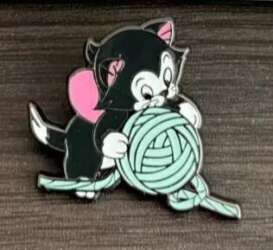 96089 - Hot Topic - Disney Cat Yarn Blind Box - Figaro - Loungefly alternate image