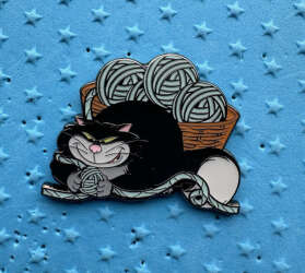 96090 - Hot Topic - Disney Cat Yarn Blind Box - Lucifer - Loungefly alternate image