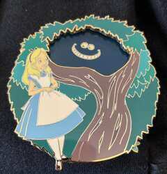 Alice & the Cheshire Cat Tree Spinner