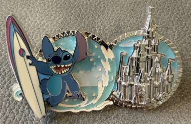 'SDR - Pin Trading Fun Day 2023 - Stitch Surfing - SDR'