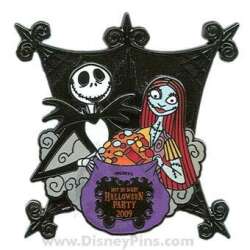 77669 - Mickey's Not So Scary Halloween Party (MNSSHP) 2009 - Jack & Sally with Treat Bag - Walt Disney World alternate image