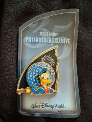 96677 - Disney World Quarterly Annual Passholder Puzzle Collection 2007 - Epcot® 2007 - Donald Duck - Walt Disney World alternate image