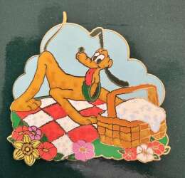 Pluto Topiary