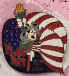 9675 - Flag Day - Minnie Statue of Liberty - Walt Disney World alternate image